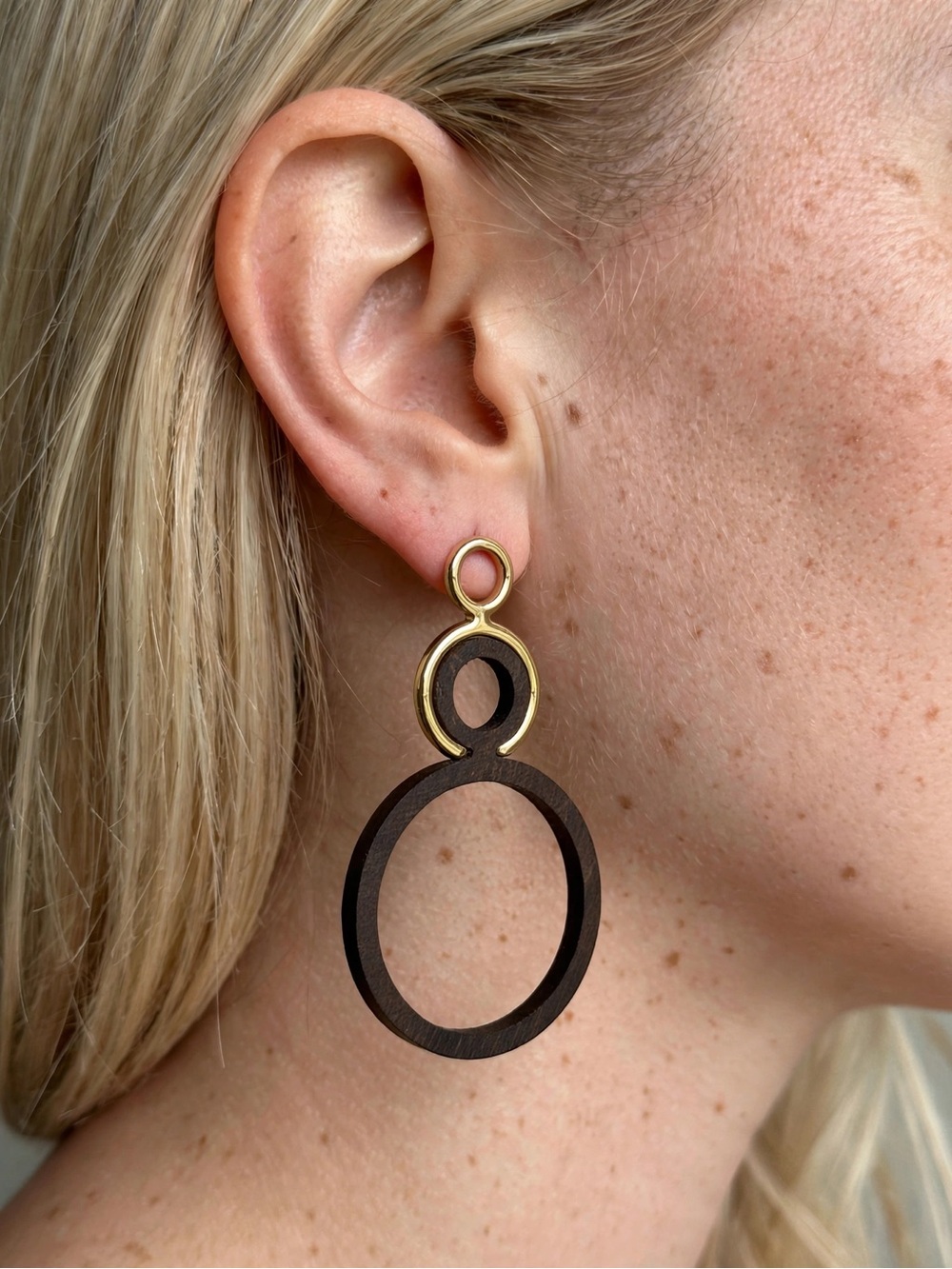 New Amimi | Sandalwood Double Circle Drops | Gold Plated E132